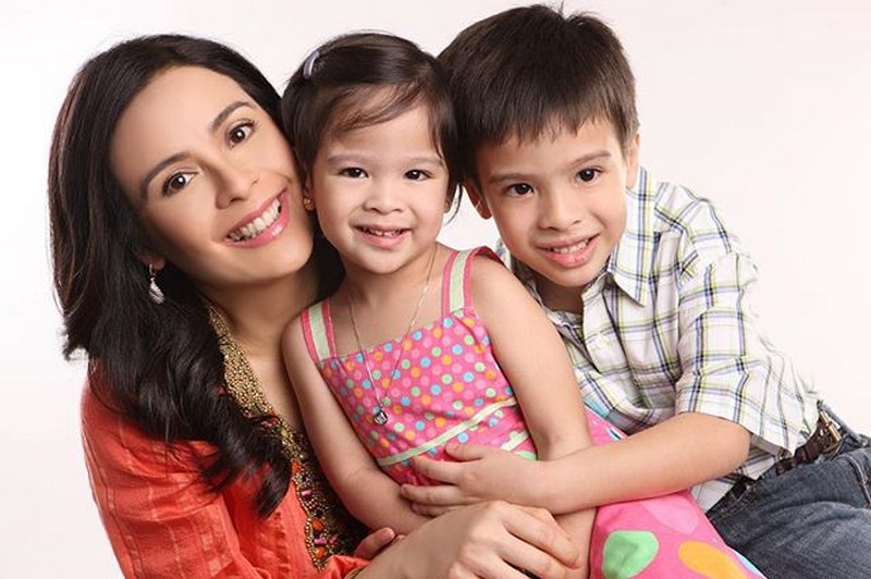 Mothers Day 2018 Dawn Zulueta Enjoys The Rewards Of Being A Devoted Mom Abs Cbn Entertainment 